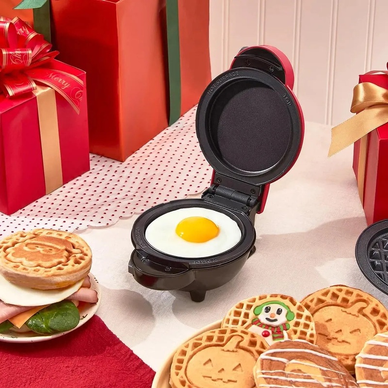 Mini Griddle And Waffle Multimaker with 7 Removable Plates (See Description)