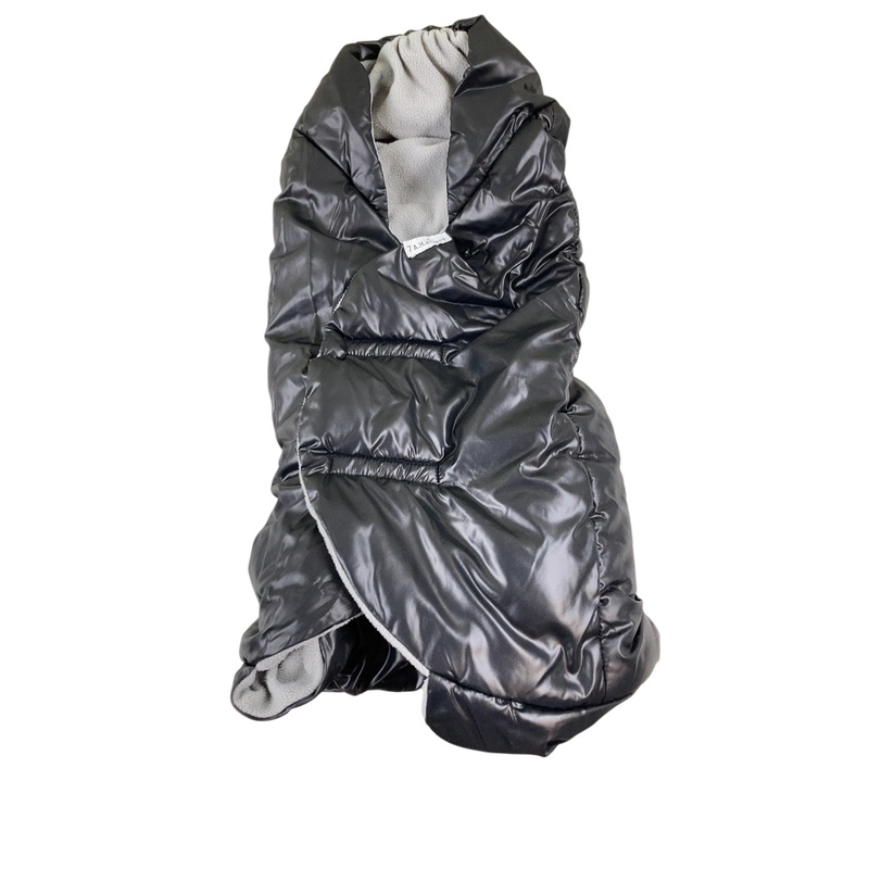 7 A.M. Enfant Nido, Black, Small (0-6 Months)