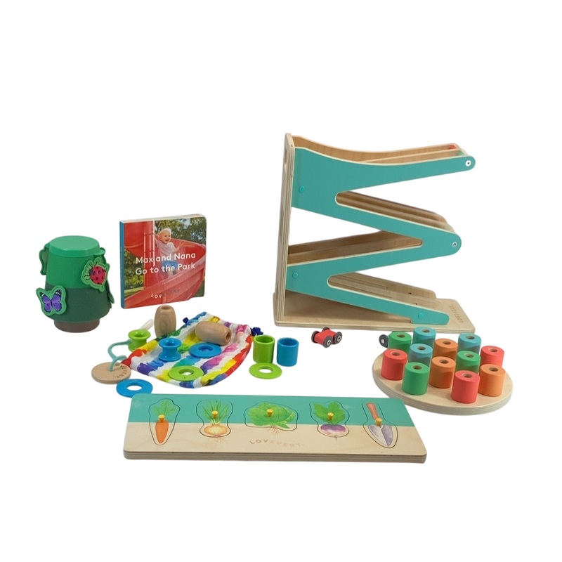 Lovevery The Pioneer Play Kit
