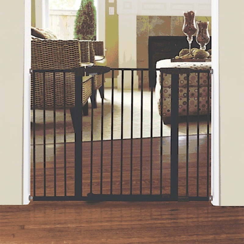 Munchkin Easy-Close Metal Gate Extra Tall & Wide 31067