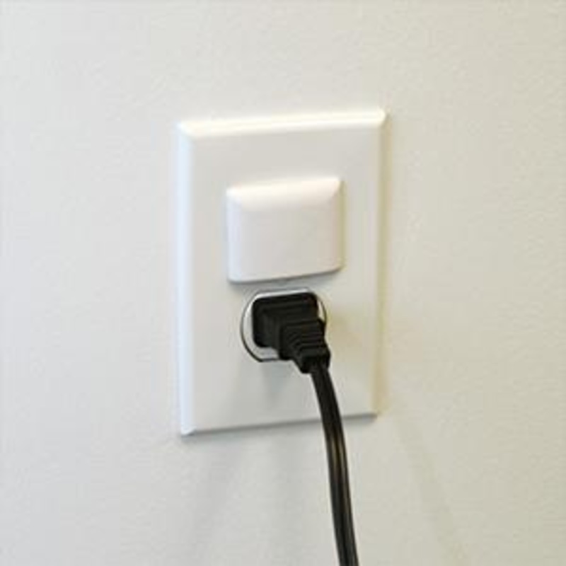 Qdos StayPut Single Outlet Plug -White