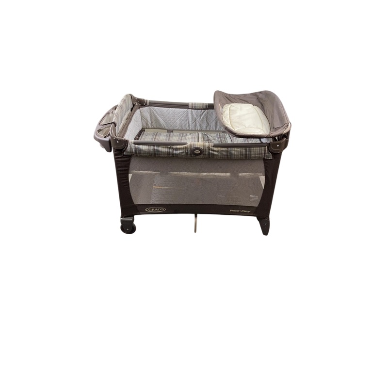 Graco Pack ‘n Play Playard with Infant Bassinet & Changer