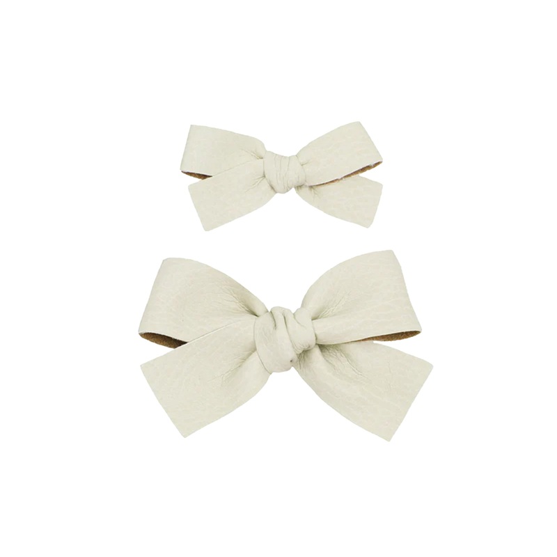 Leather – Ivory Bow Clip