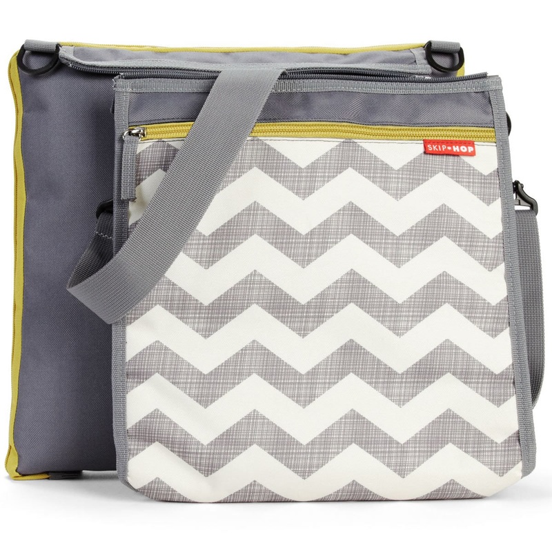 Skip Hop Central Park Outdoor Blanket – Chevron