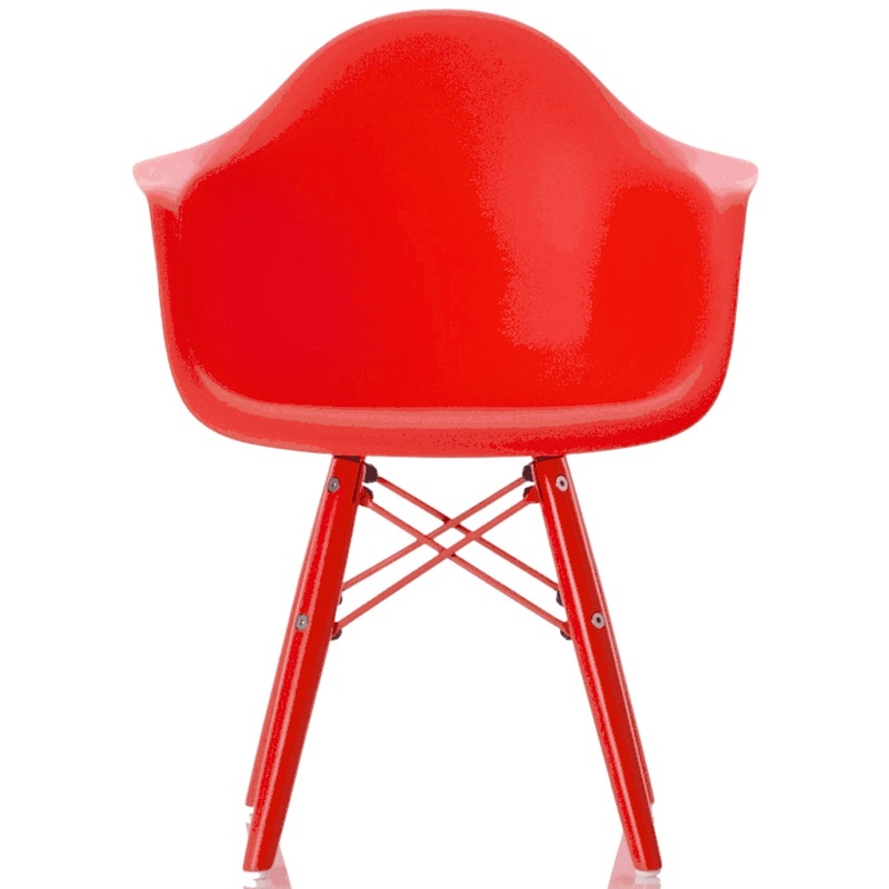 Little Nest Bucket Child Chair in Red
