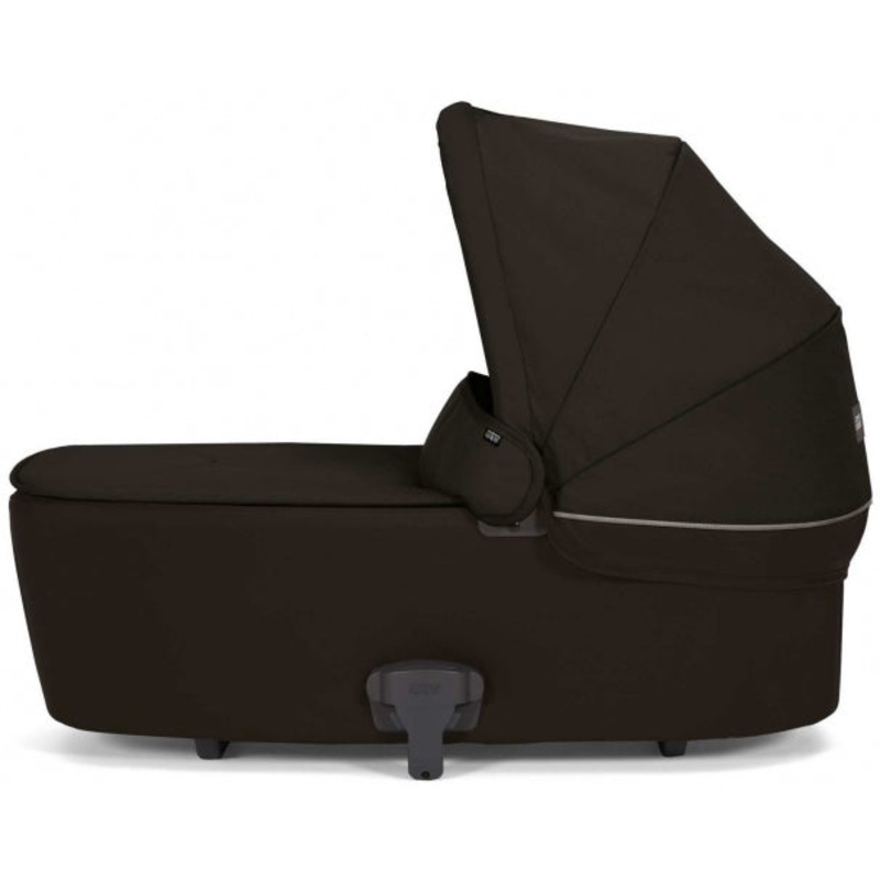 Mamas & Papas Armadillo Flip Carrycot – Black Jack