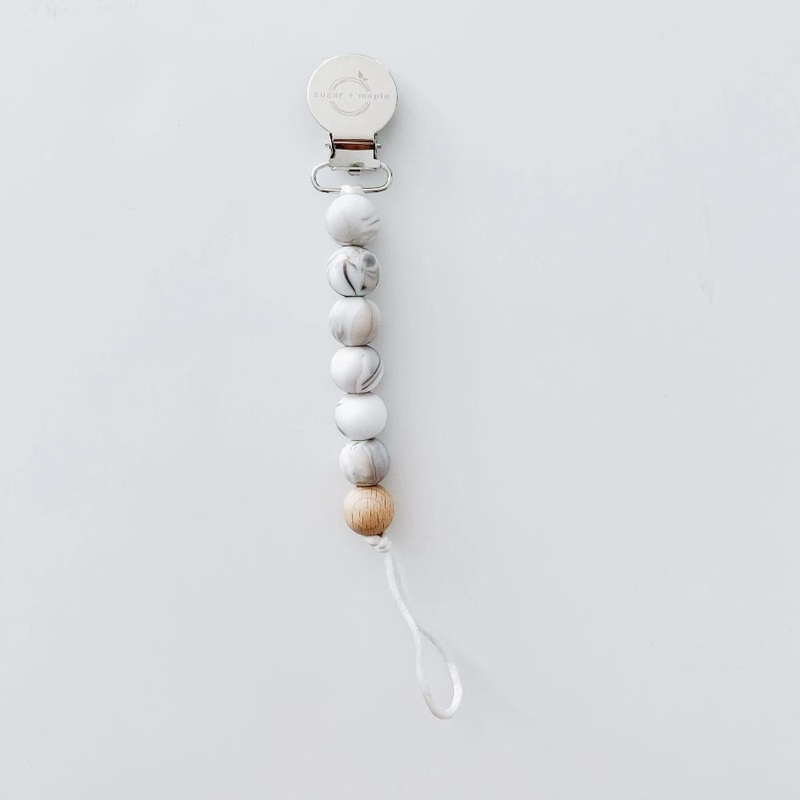 Sugar + Maple Pacifier + Teether Clip – Silicone with 1 Beechwood Bead- Marble