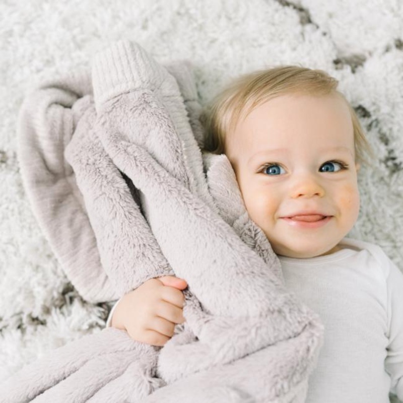 Feather Lush Blanket – Mini