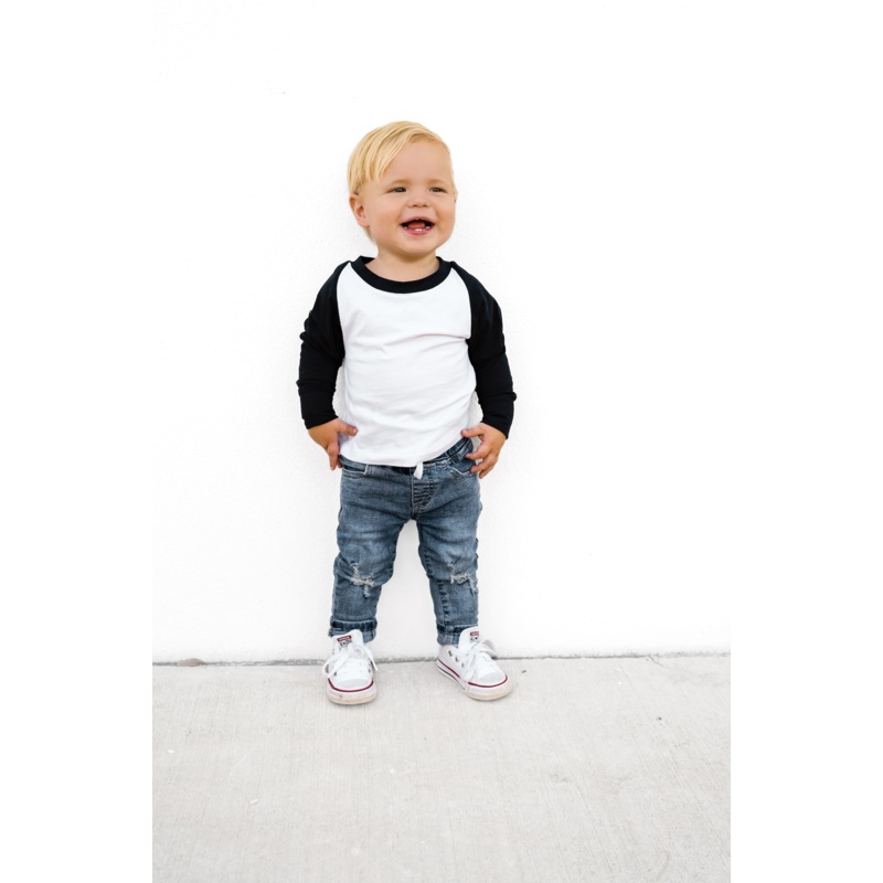 Long Sleeve Baseball Tee – Black