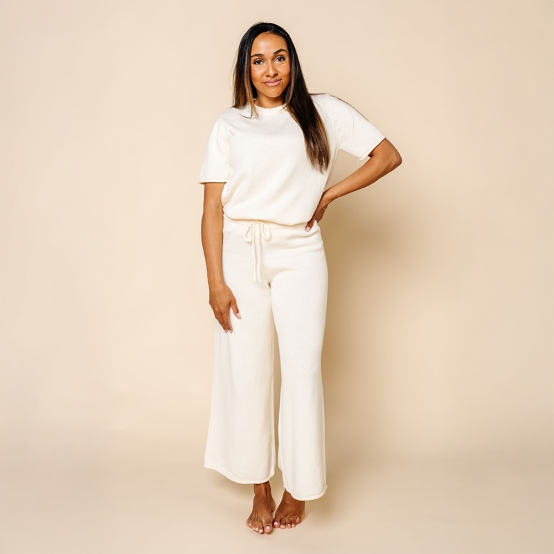 Knit Women’s Short Sleeve Tee – Ivory