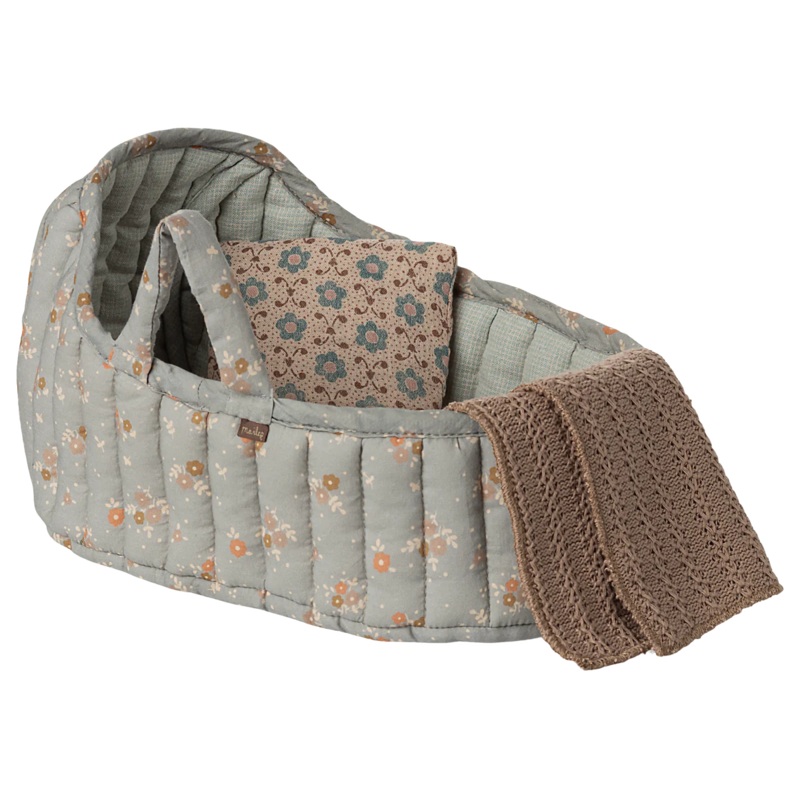 Maileg Large Carry Cot – Blue