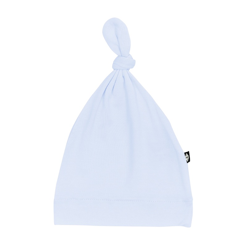 Knotted Cap in Mist