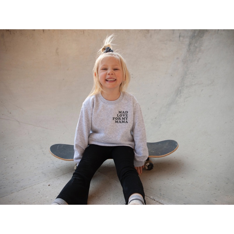 Mad Love Crewneck – Grey
