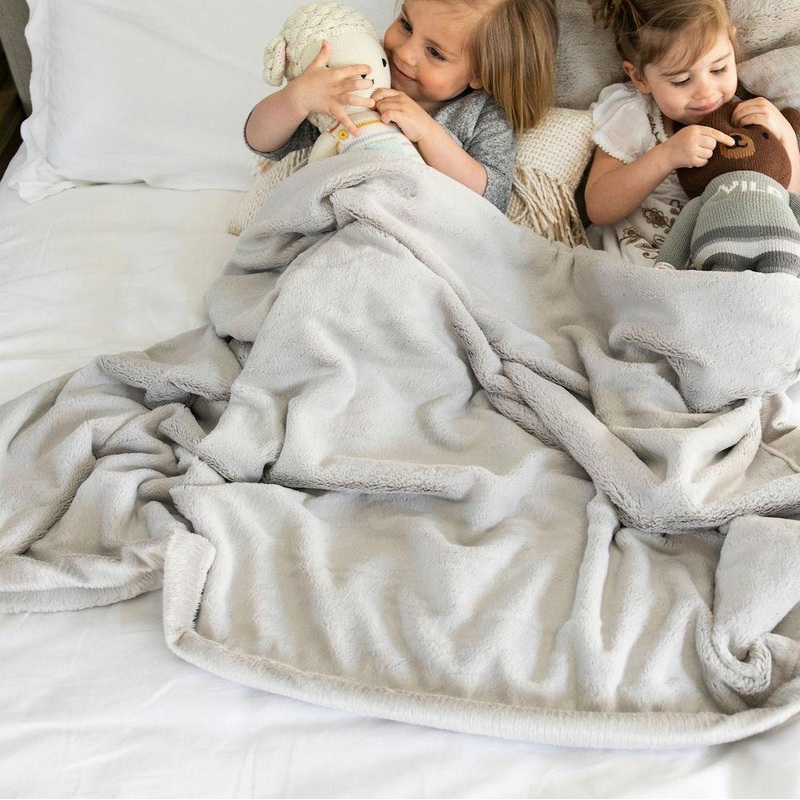 Feather Lush Blanket – Toddler