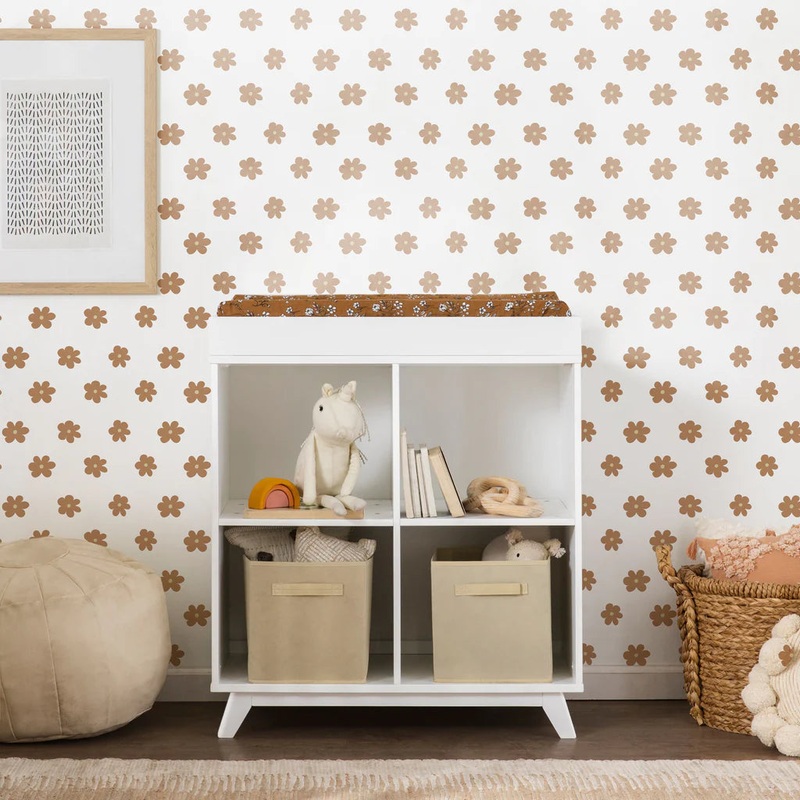 DaVinci Otto Convertible Changing Table and Cubby Bookcase