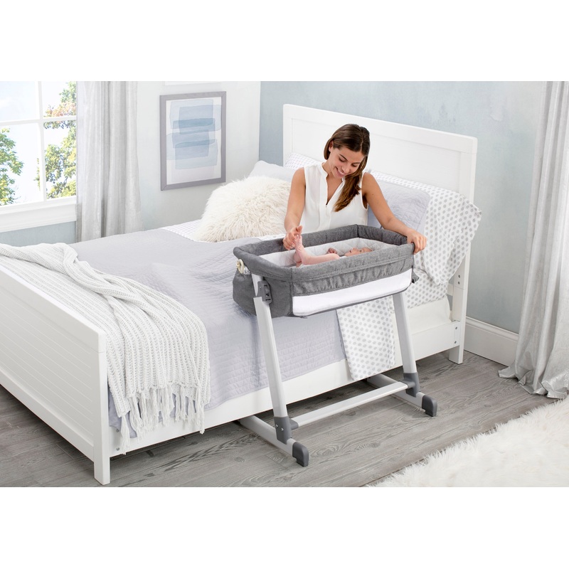 Simmons Kids By the Bed City Sleeper Bassinet