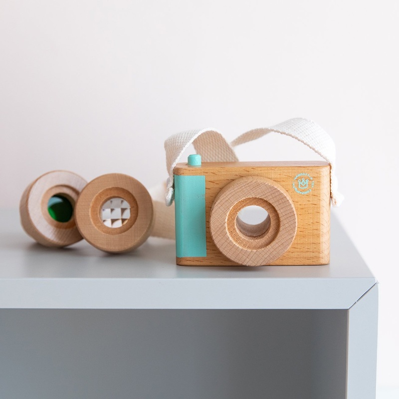 Manhattan Toys | Natural Historian Camera