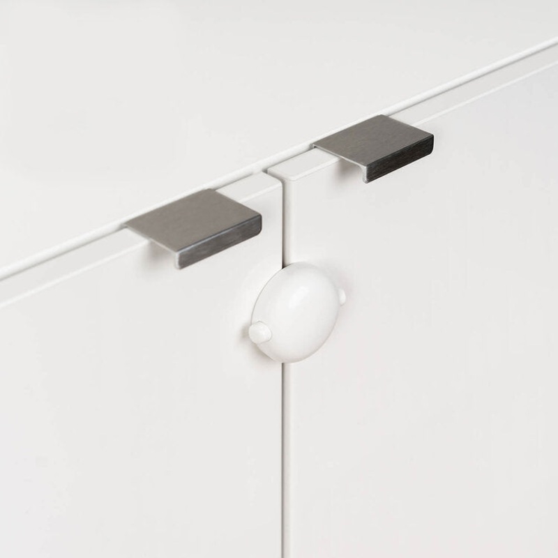 Qdos | Adhesive Double Door Lock White