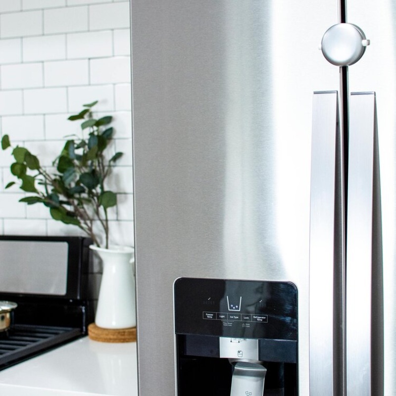 Qdos | Adhesive Fridge & Freezer Lock Chrome