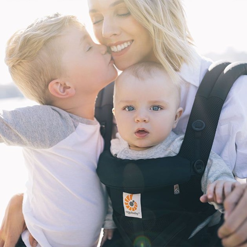Ergobaby | Omni 360 Mesh Baby Carrier Onyx Black