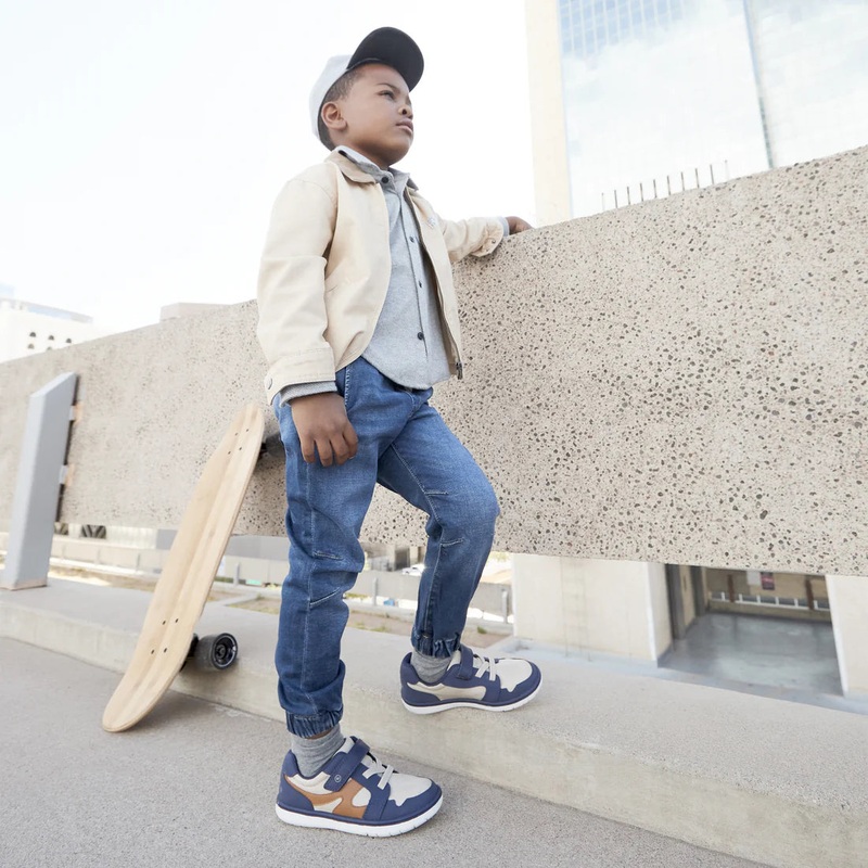 Stride Rite | Taupe London Sneakers 5 Taupe